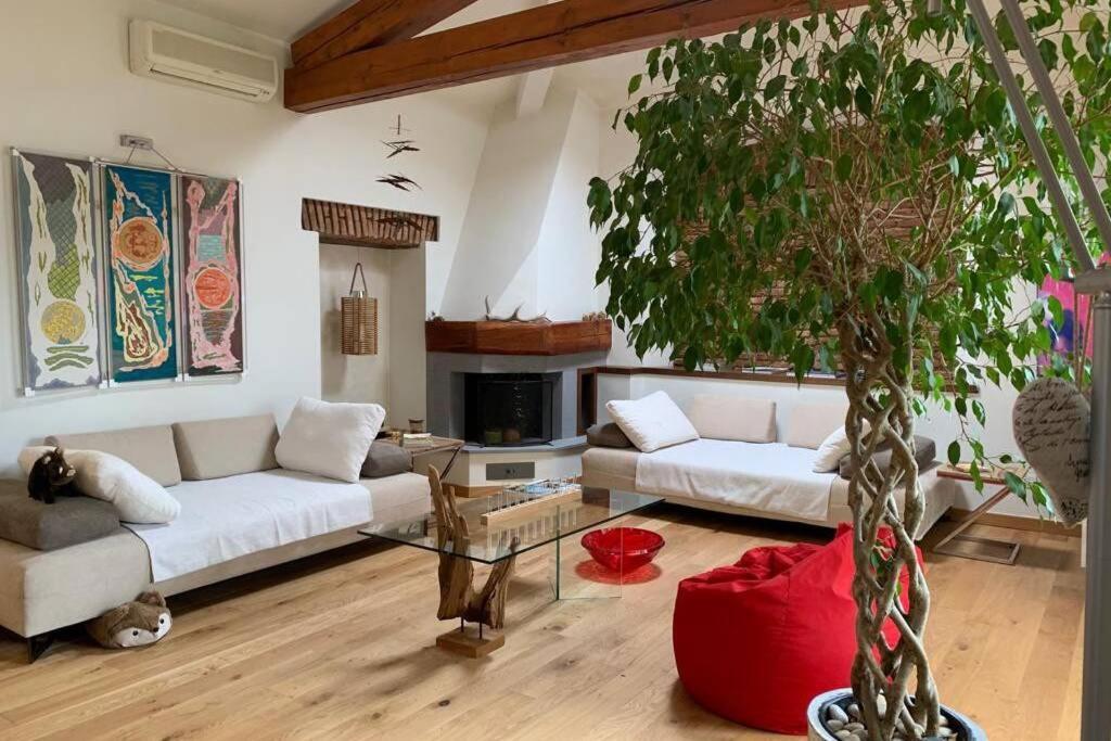 The Cherry Garden House Loft Lusso Daire Brunate Dış mekan fotoğraf